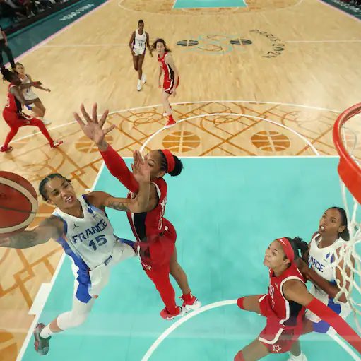 France vs USA in the Olympic Final:

66 Points       67 Points
32% FG           34% FG
19% 3PT         17% 3PT
20 Housing Complexes Built 

LA BATAILLE ULTIME DU CUL 🔥🔥🔥