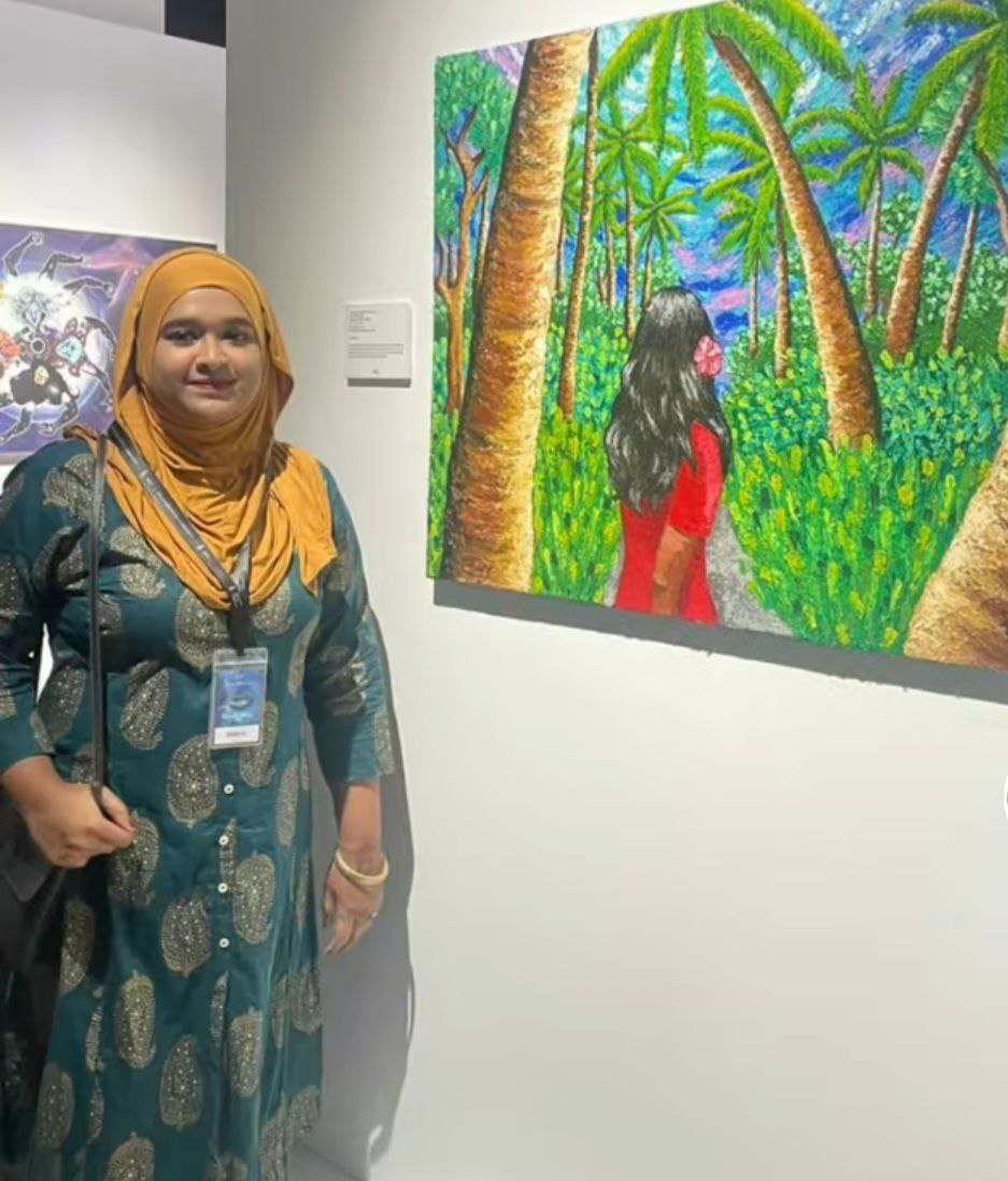 velizenee's tweet photo. 11.8.24  5.30pm
 #Happiness Heart-warming, nostalgic #Maldives #IslandLife #Sunrise #Art for #GoodGirl me #RIPVelizenee @RIPVelezinee  delivered in-person by #Artist @Ro_oya's #soulmate @NahyanNafiu w #love 😍
#Gratitude to #GoodDoctors @igmhmv for #StrictOrder to rest &amp; heal🫶 https://t.co/rjCM3IL2lu