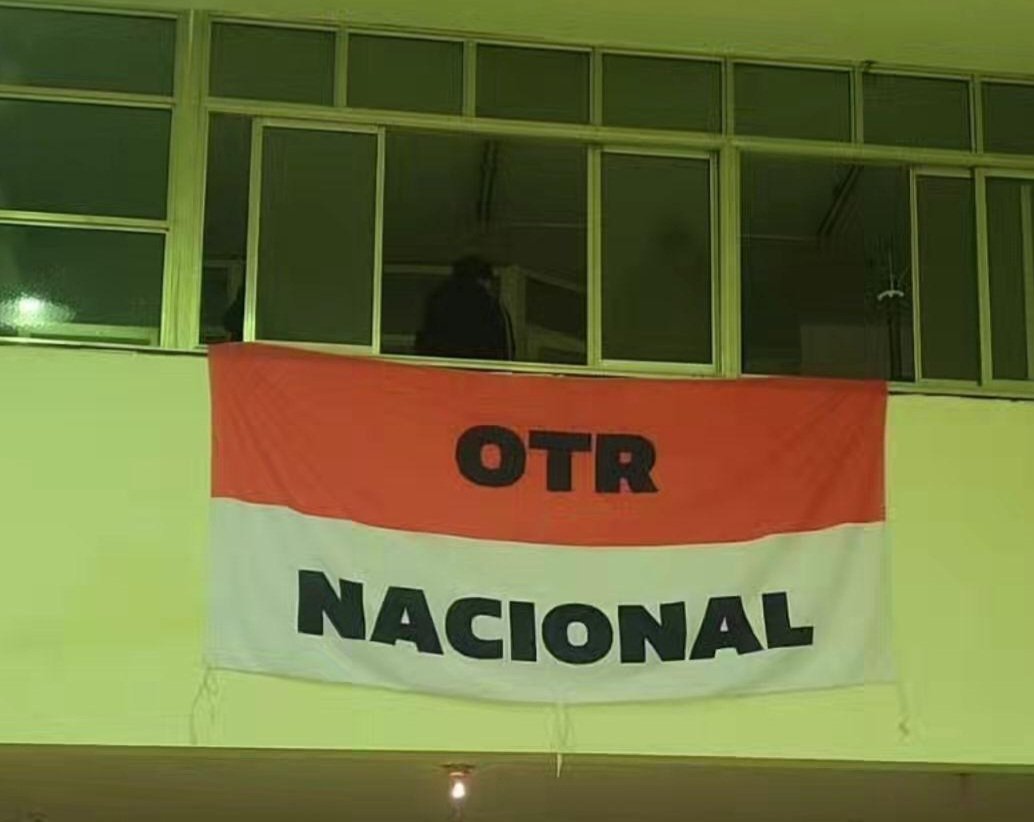 OtrFe's tweet photo. XV Congreso Nacional OTR 🇵🇱 CABA 2024
Mesa Nacional 
Sec General @CeriniLu CABA
Sec Adjunta @guadalupemias Córdoba 
Sec de Organización @Dario_Melo_ Santa Fe 
Sec Gremial @mariostubichar Córdoba 
Sec del Interior @arielsanturio CABA
Pres Congreso Nacional 
@varettojavier Córdoba https://t.co/KvbWf6PANy