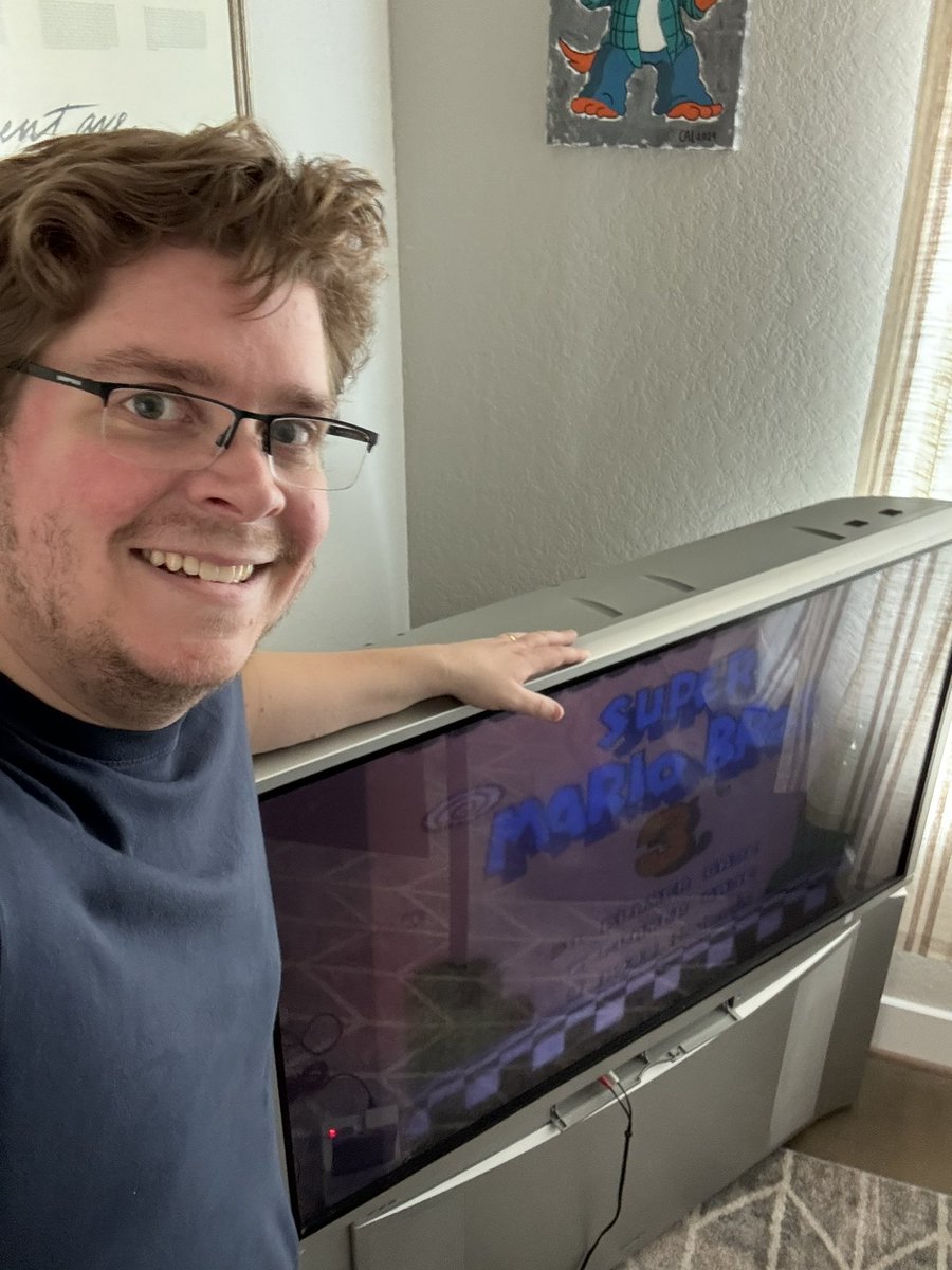 puchiedarcy's tweet photo. hbd prinny. Thanks for the free tv on the side of the road! https://t.co/sV1JKD1QkR