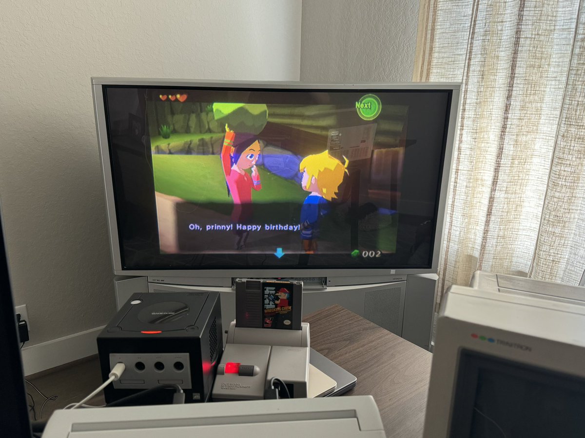 puchiedarcy's tweet photo. hbd prinny. Thanks for the free tv on the side of the road! https://t.co/sV1JKD1QkR