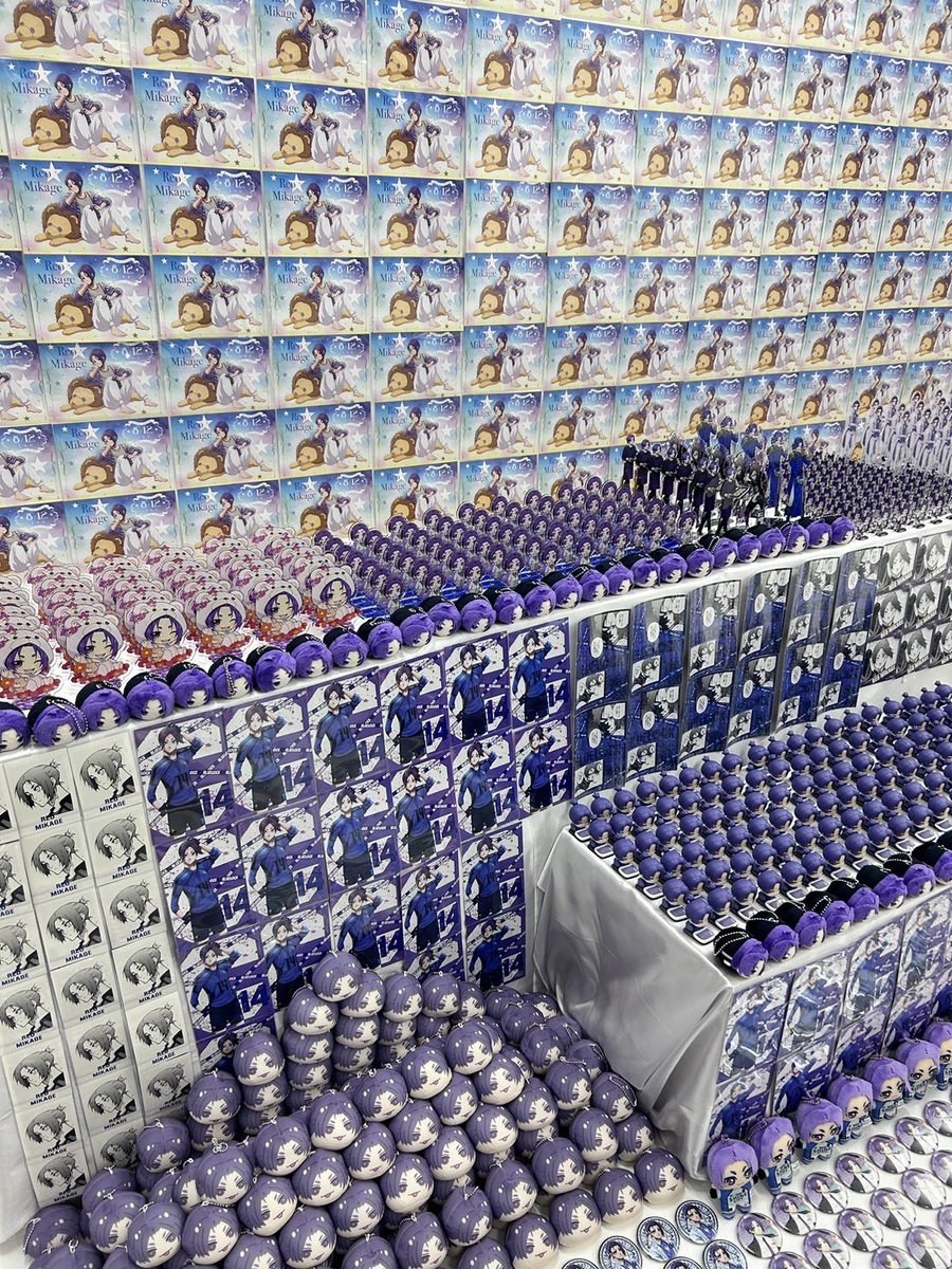 R_eo812's tweet photo. アクスタのとこが1番のお気に入りです♡ https://t.co/NPAF0yIKcL