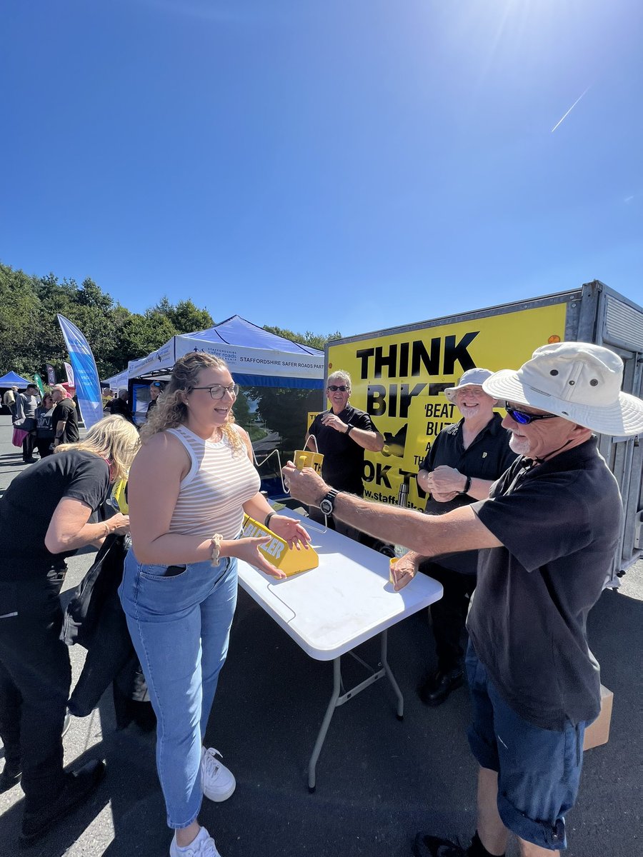 Mary Lomas tweet media