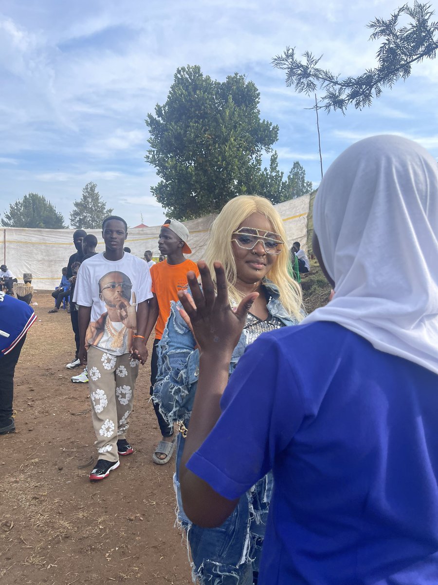 Lynette Xen tweet media