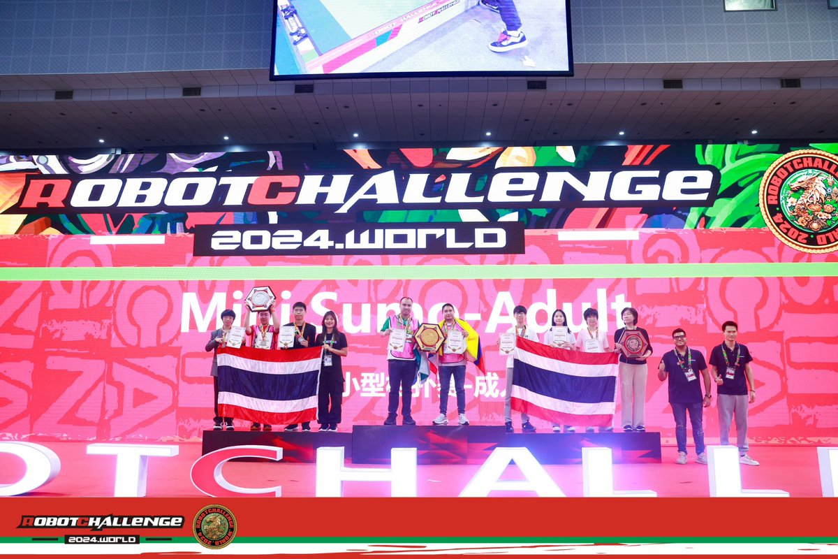 ¡Oro para Ecuador! Un nuevo triunfo de la UTE en China. 

Nuestros docentes Miguel Sánchez y Jonathan Chamba de la Facultad de Ciencias de la Ingeniería e Industrias (<a href="/FciiUte/">UTE - Facultad de Ingeniería e Industrias</a>) ganaron esta medalla 🥇 en la categoría Mini Sumo en el RoboChallenge China 2024. Estamos orgullosos de