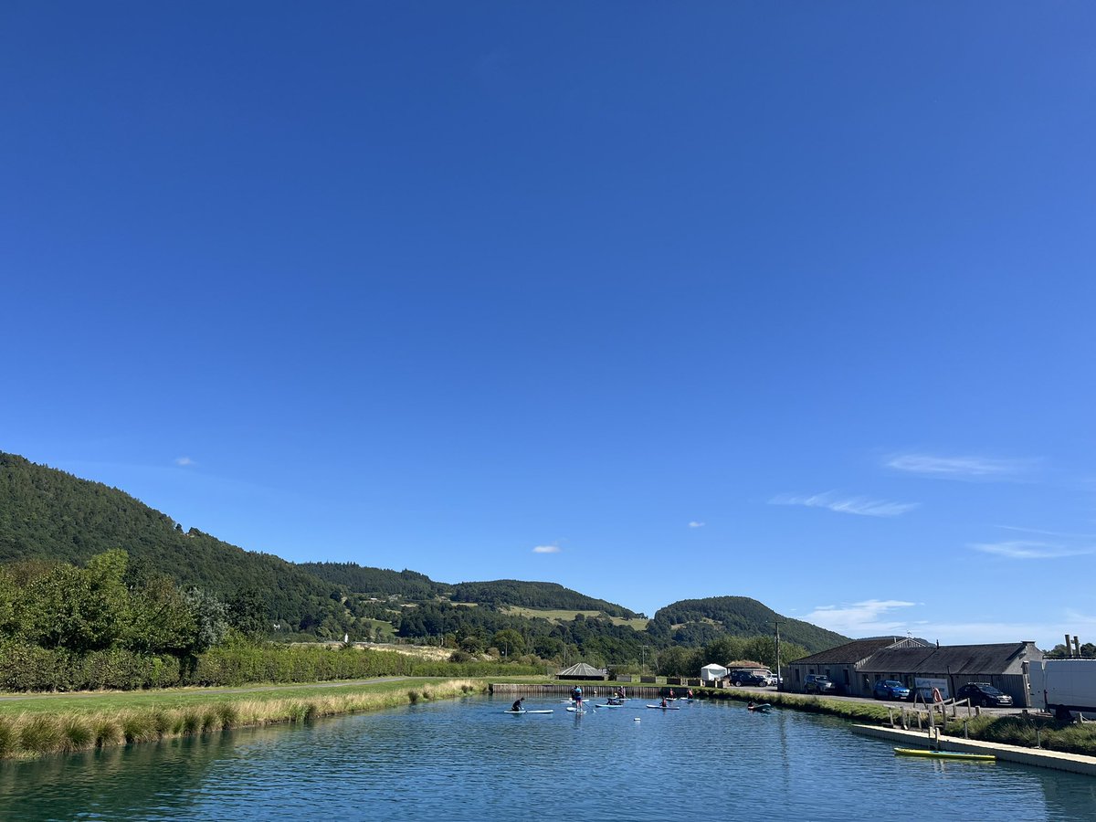 UofGheadofcomms's tweet image. What a splendid morning #paddleboarding at @willowgateacti2 #lastweekendofthegolidays