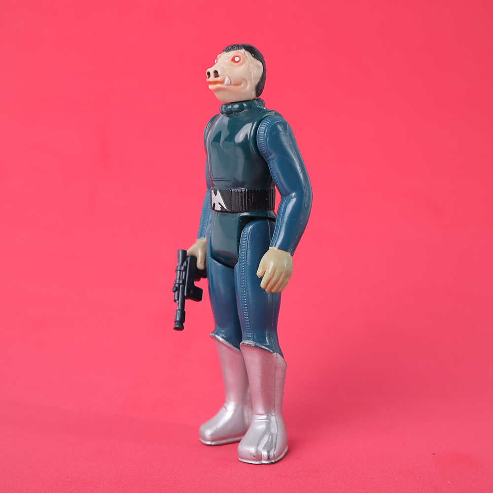 PadawanCollects's tweet photo. Snaggletooth (Blue Variant) - Released in 1978 (Copyright stamp 1978)
Learn more on my Instagram page: https://t.co/orCG1tpBpX
#StarWars #StarWarsCollectibles #VintageStarWars #StarWarsToys #KennerToys #BlueSnaggletooth #ToyCollector #ActionFigures #RetroToys #ToyCommunity https://t.co/jdoB4nnDD1