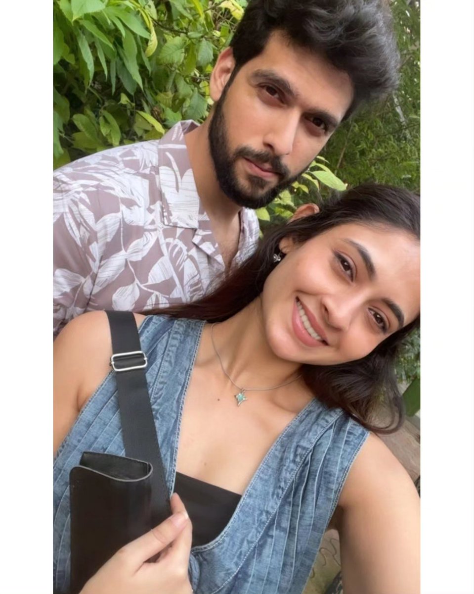 TeamSaiKetanRao's tweet photo. .@saiketanrao & @khedkarshivangi making the most of the weekend together ๐ฅฐ
#SaiKetanRao #TeamSKR #SaiVibesOnly #shivangikhedkar
#saiketanraoslays #saiketanraoforever
#saiketanraofanclubs #skrslayers #SaiKetan #weekendvibes https://t.co/XcqP0x0mUa