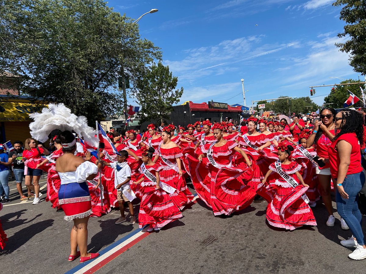 jfbatista12's tweet photo. Everyone in RI is #Dominican on the 2nd Sunday of August —
Thank you to everyone, especially ‘Quisqueya en Acción’ (QIA) for organizing/attending the 37th annual Dominican parade in my beloved #SouthProvidence #LaBroa https://t.co/gAgK2tuvee