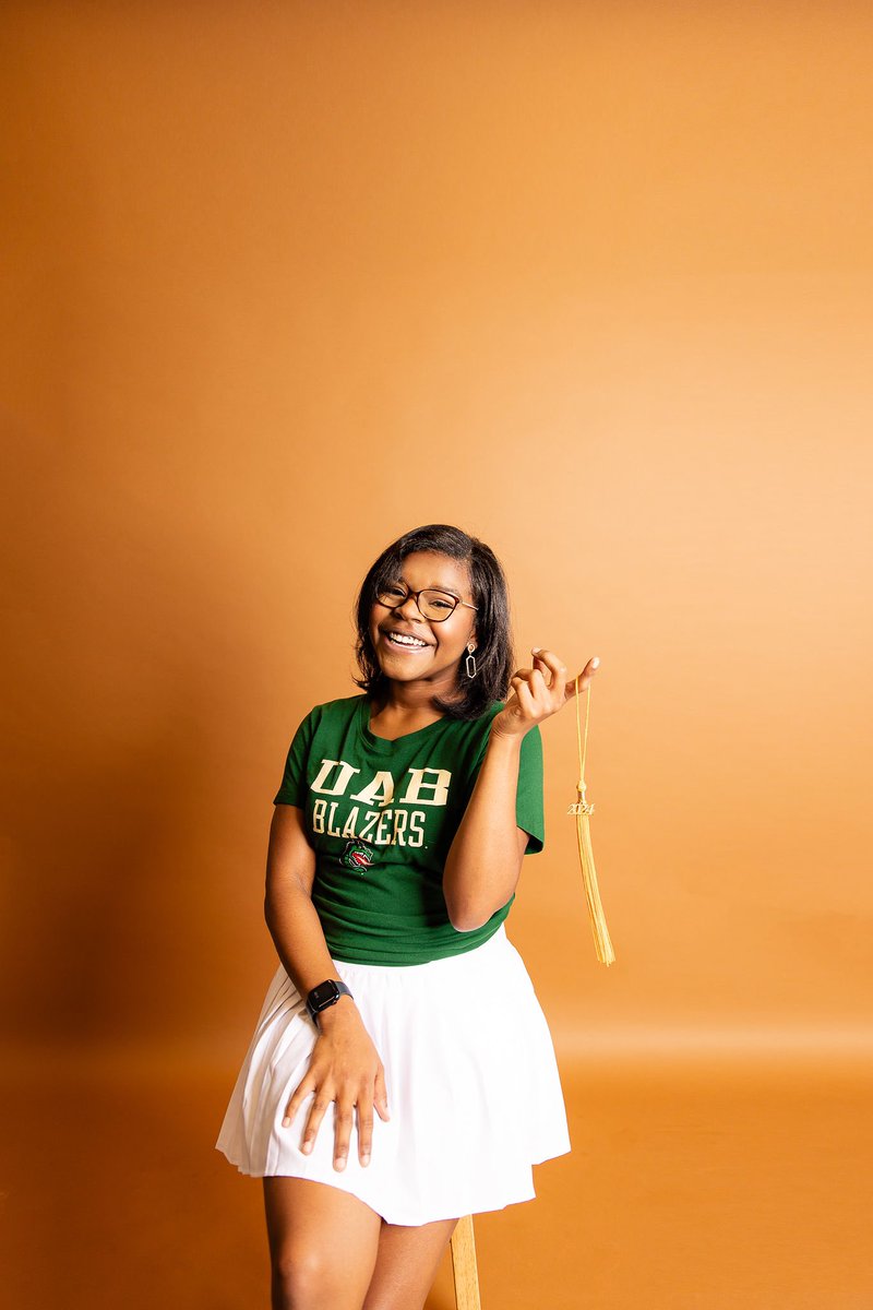 destynig_'s tweet photo. don’t mind me, i’m just UAB’s first Black Midwifery Student 🫶🏾❤️🥹

Destyni Goode MSN, CNM loading⏳💕 https://t.co/7VhWQozHX3