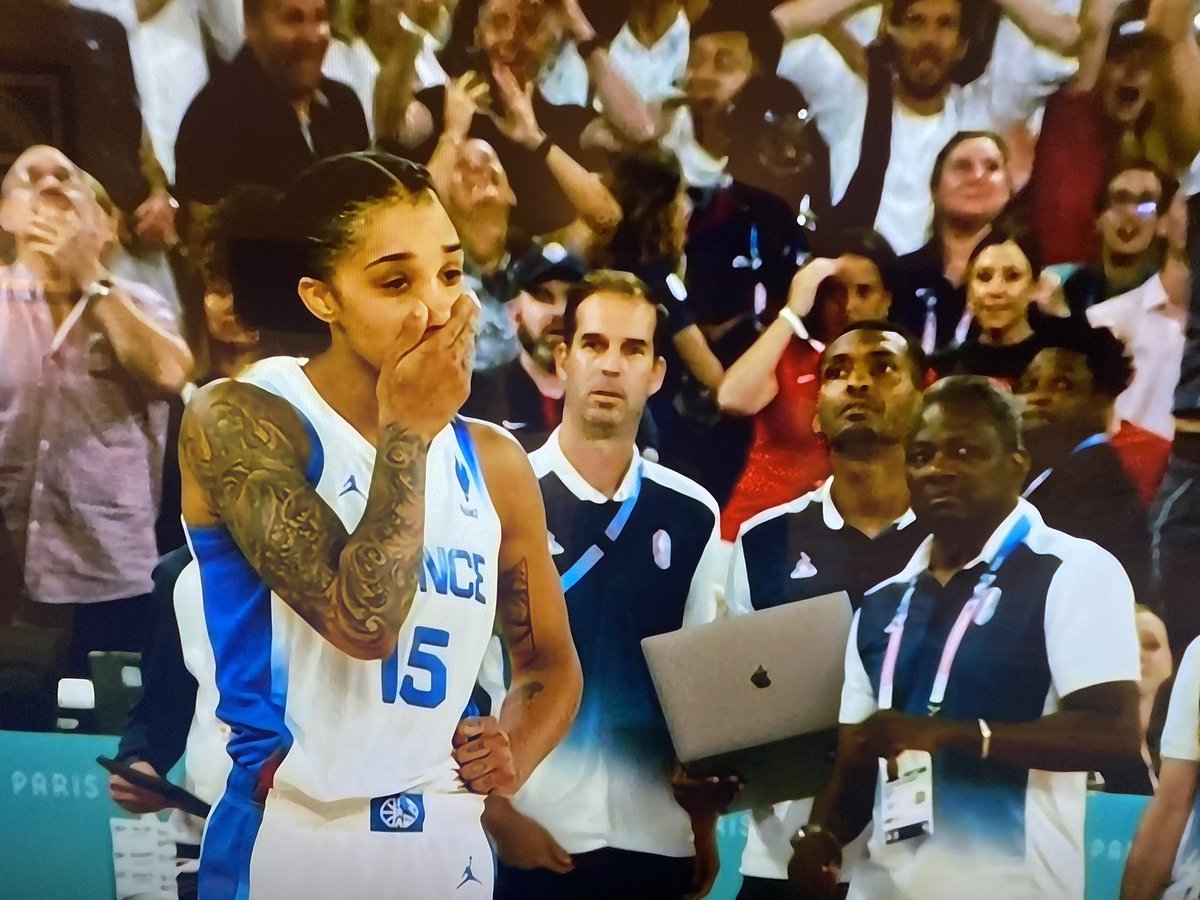 MKabrik's tweet photo. The French basketball women's  team should be very, very proud of themselves ✨️🫶
They gave the US team a real run for their money. They fought so hard. Massive game it was. Couldn't be more proud of the team. 🫶✨️
It was absolutely exciting watching the game. Every minute was intense 🔥 
#Olympics2024Paris