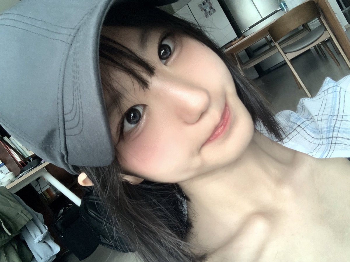 gurida76's tweet photo. 모시모시? https://t.co/M2f1Dyb0ni