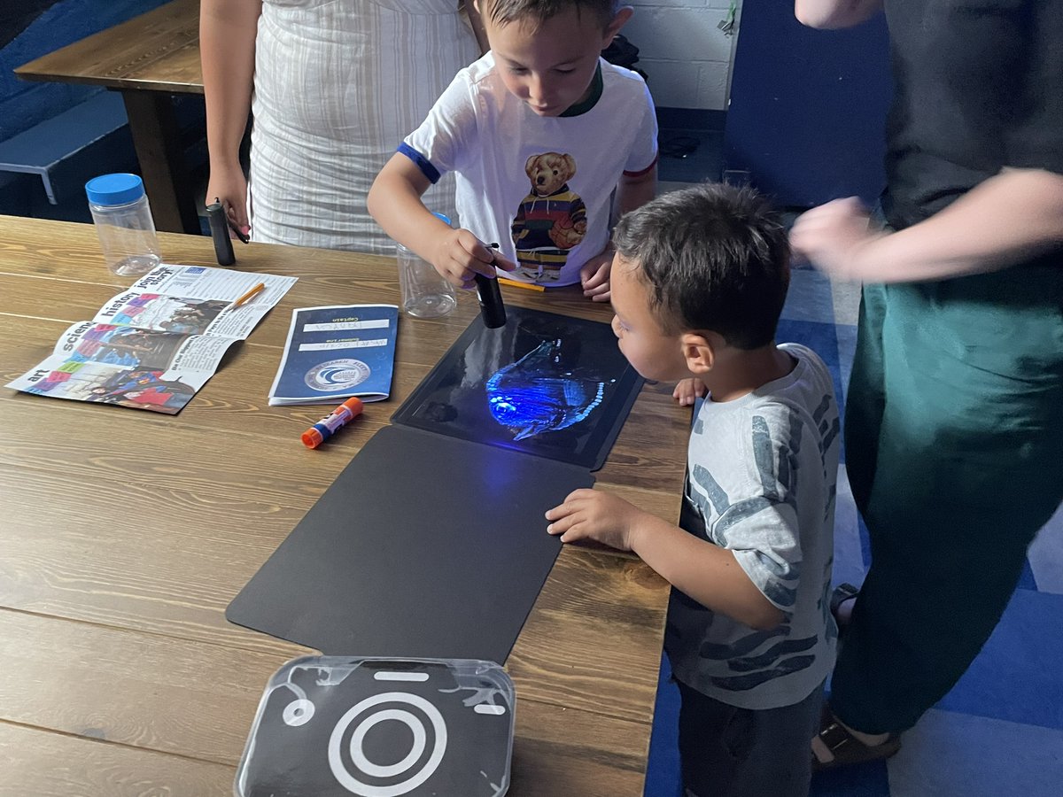 CSHWhaling's tweet image. 🌊🦑 Check out these awesome photos from last month&apos;s Submarine Adventure workshop! Kids had a blast discovering the deep-sea creatures and creating glow-in-the-dark anglerfish. Join us for another round of underwater fun! Dive into the adventure on Thu, Aug 15 at 1 or 3pm.