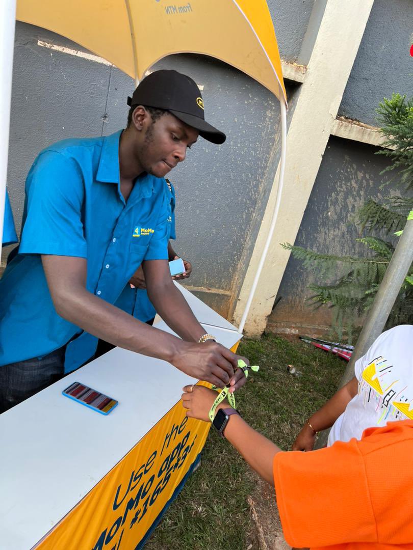 Masaka City we are here. 
Time for <a href="/HajjiHaruna/">Hajji Haruna mubiru</a> live in concert. 
Our <a href="/mtnmomoug/">MoMo from MTN Uganda</a> team is here to make sure you get your seat and enjoy the show. We are also powered by #MTNCallerTunez. Dial *170*15#.  #SupportingUgMusic