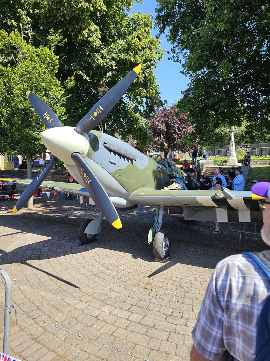 Adam Thompson MP tweet media