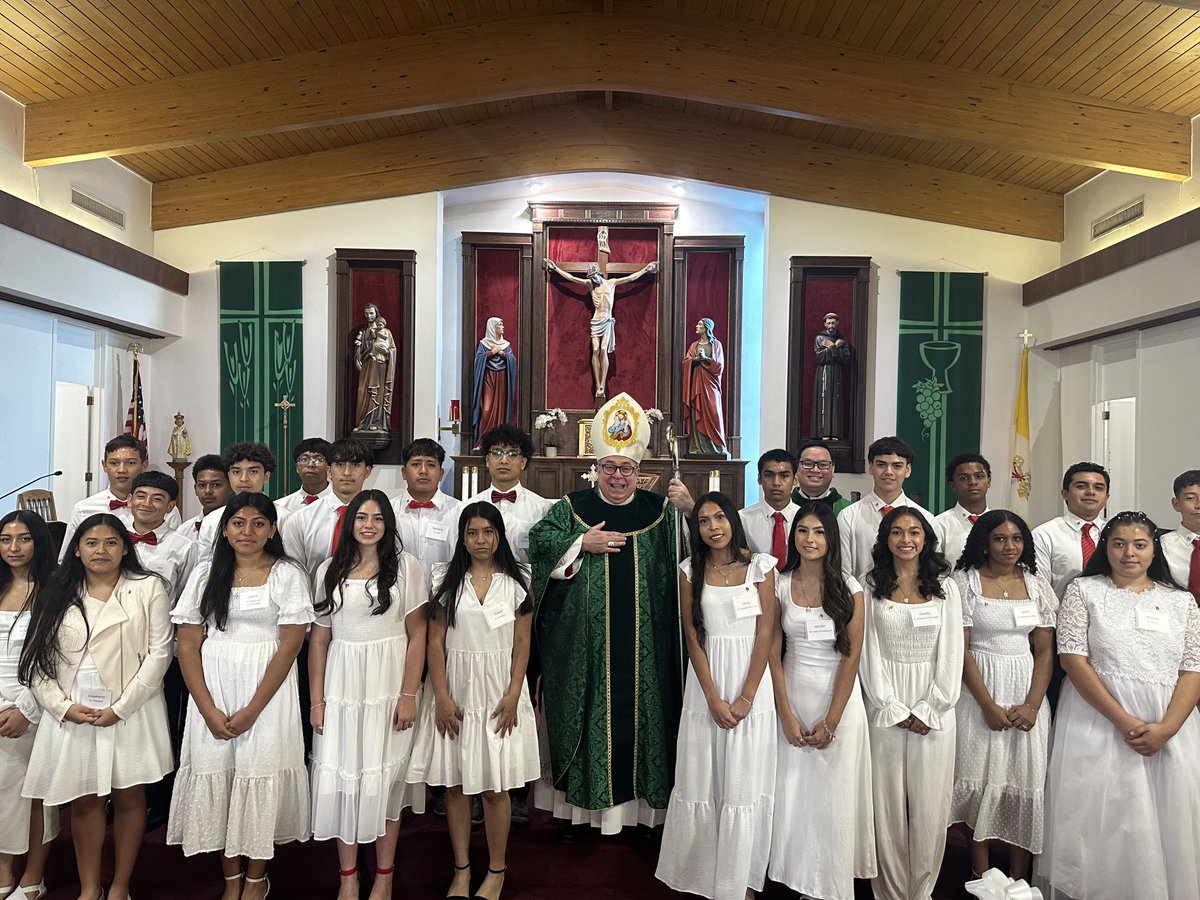 NTCatholic's tweet photo. "It is not enough to refrain from doing evil in order to be a good Christian. It is necessary for us to embrace good and to do good for others, especially those most in need."
From @BpOlsonFW homily to 25 new confirmandi in Hillsboro:
https://t.co/xavMDg2MfI https://t.co/Avekzudpb5