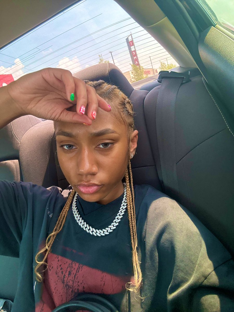 neracbfw ✰ tweet media