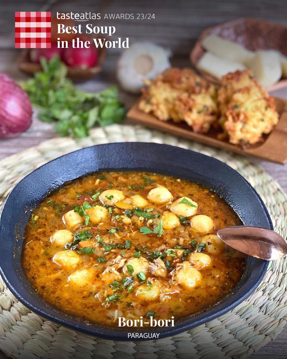 delpynews's tweet photo. ▶️CHE RETÃ, CHE RETÃ | 😍

Otra vez el vorí vorí es la sopa número 1 de todo el mundo, según el @TasteAtlas Ranking 2024.❤️

El año pasado esta deliciosa comida lideró la lista y ahora sigue en la cima.🍲

Escribieron mal el nombre, pero se les perdona.😉 https://t.co/dpuEKWc2IG