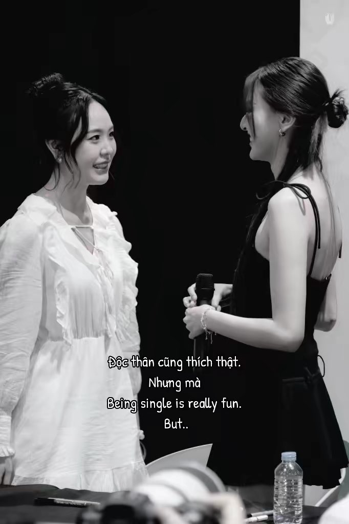 InterfanVJVN's tweet photo. I chose to stay with them even though I didn't know where this relationship would go, but they have truly healed so many people. I just hope they stay safe and thrive. ViewJuner loves ViewJune so much 🤍   
#interfanviewjune #forjuner #viewjuner #viewbenyapa #viewjune https://t.co/2ppZnOTFcP