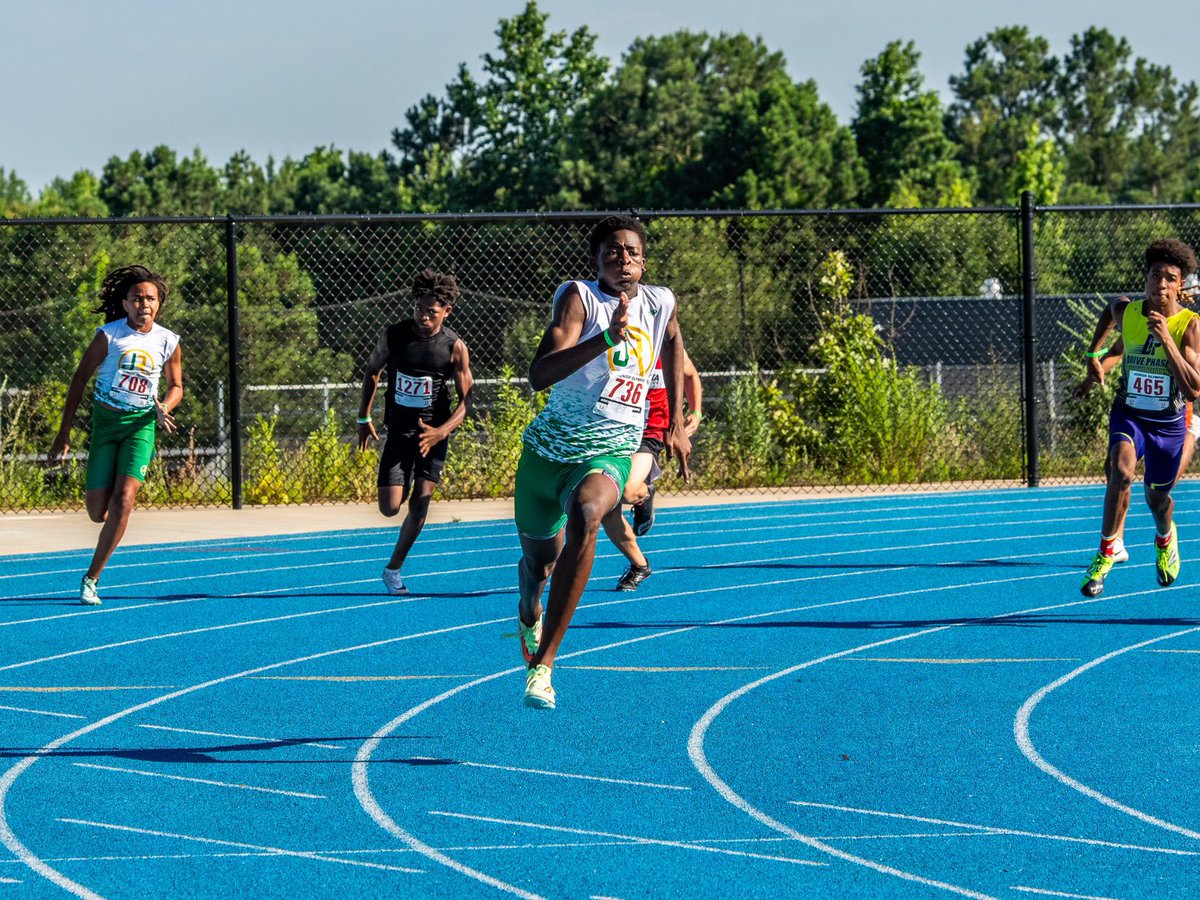 JackRabbitTrack (@jackrabbittrack) on Twitter photo Jackrabbit Track 2024 Top Performer Aiden Opore @aidenopore c/o 2028
🔰100M 10.99
🔰200M 21.85
🔰Long Jump 22’ 7”
🔰Nike Outdoor Long Jump Champion & National Record MS
🔰USATF 200M & Long Jump National Champion
<a href="/CAndre212/">CoachAndre212</a> @trakwyremedia
#jackrabbittrack #2024 #nike Jackrabbit Track 2024 Top Performer Aiden Opore @aidenopore c/o 2028
🔰100M 10.99
🔰200M 21.85
🔰Long Jump 22’ 7”
🔰Nike Outdoor Long Jump Champion & National Record MS
🔰USATF 200M & Long Jump National Champion
<a href="/CAndre212/">CoachAndre212</a> @trakwyremedia
#jackrabbittrack #2024 #nike