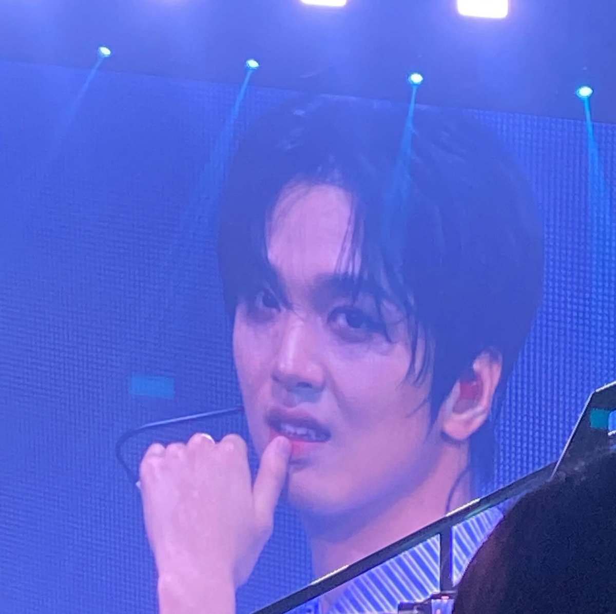 haechanakonalg's tweet photo. i love you, sobra sobra.😔 https://t.co/xZycg9fYVp