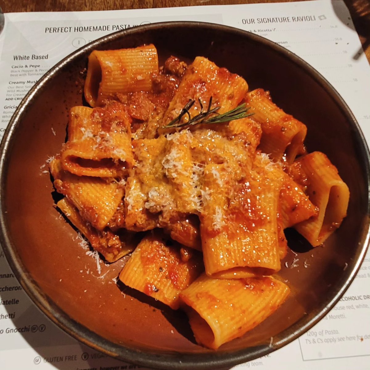 Fluffy Space Cat tweet media