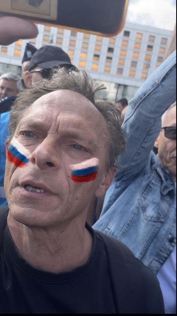 Joanna43506532's tweet photo. @ArkadiuszSzczu2 Putinowski szpionie ,przegrałeś i udajesz dalej szambiarza #PatologioKomusza Genów nie wydłubiesz #Czerwone ‼️ https://t.co/tmhWSRBtsb