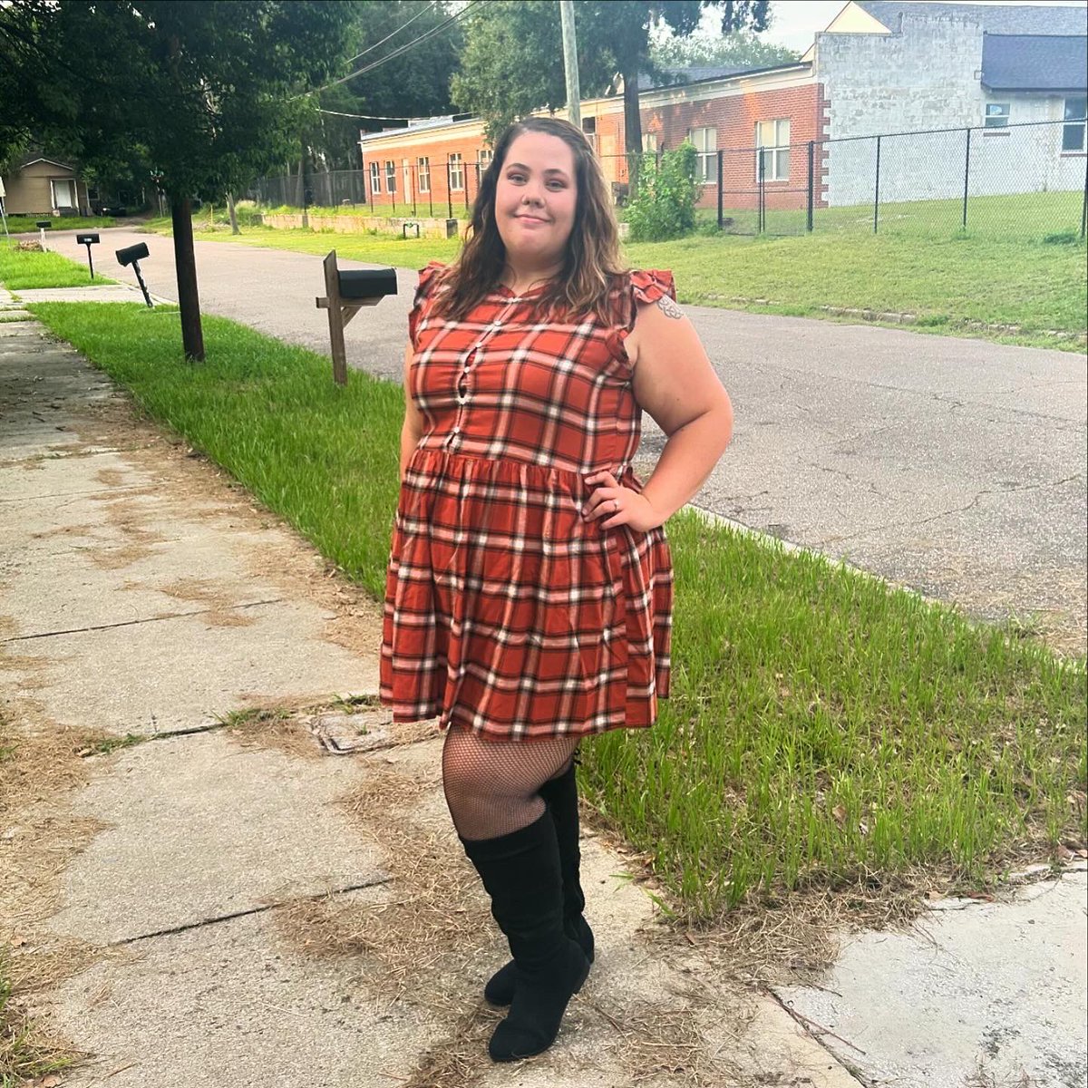 Caitwinntv's tweet photo. So ready for spooky season!!🍁🍁 https://t.co/D4Ayc9Q7Dw