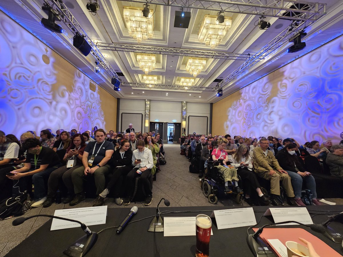 Rick_and_Write's tweet image. We had a full house my discworld panel moderated by the wonderful @pootsidoodle at @Glasgowin2024

I am genuinely living the dream!