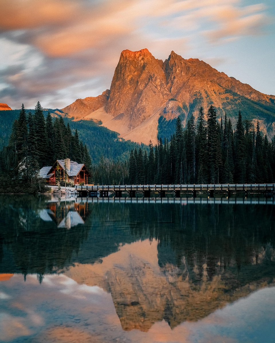 Emerald Lake Lodge tweet media