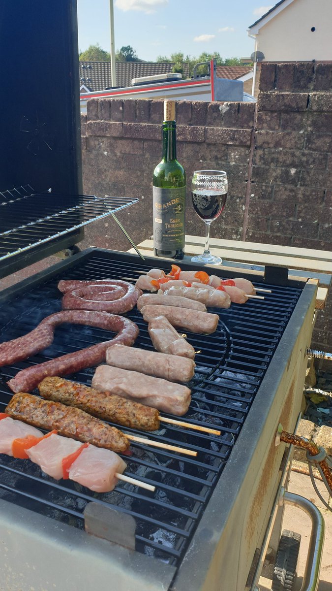rich_corless's tweet photo. Finally decent enough to fire up the bbq #1DaySummer #WelshSunshine https://t.co/prpUUWiEHS