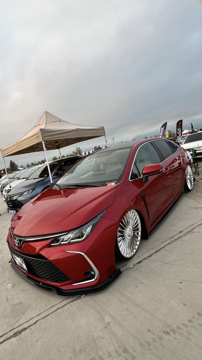 cadde_bzz's tweet photo. toyota araba #ArshadNadeem https://t.co/dElquCZ8Ch