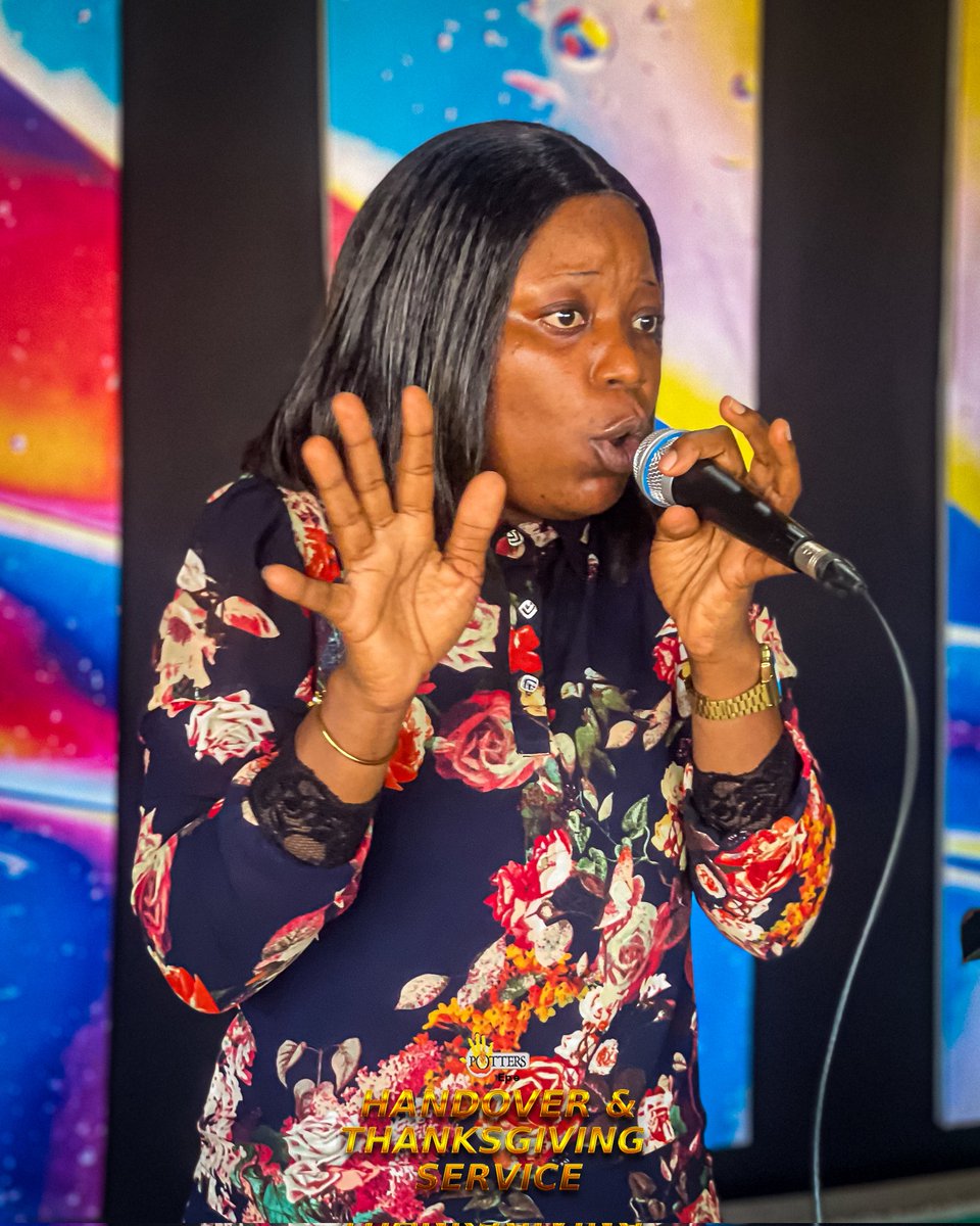 prm_epe's tweet photo. We had a powerful word session from our Campus Coordinator, Pst Oluwatoyin.
She taught us on "Service; the pathway to greatness".
We have been able to learn what it takes to serve, why to serve, requirements for service etc https://t.co/W7taY1YFfg