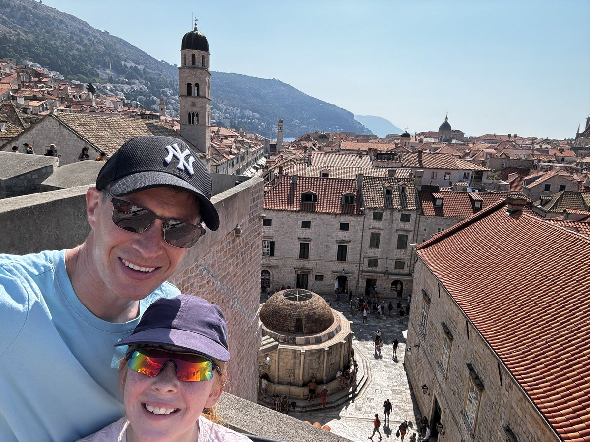 davidp_ep's tweet photo. Montenegro is both super beautiful and super hot! 🇲🇪☀️ https://t.co/niyiIOgvVC