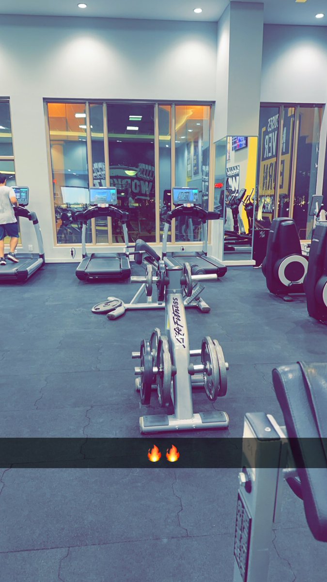 myth070's tweet photo. gym https://t.co/u34nO25Hnh