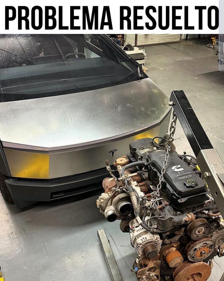 gmoscoso23's tweet photo. Vamos al Diesel mejor 😂 #Tesla #CyberTruck #Cummins #Diesel https://t.co/k3VrLbEmBl