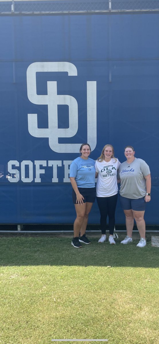CampTrinity07's tweet photo. I am beyond grateful to announce my commitment to Shorter University. A big thank you to my coaches, teammates and family who have supported and believed in me through everything. I love y’all so much! God is so good and his plan has led me in the right direction. Go Hawks!💙🥎 https://t.co/U0ud6XsAvQ