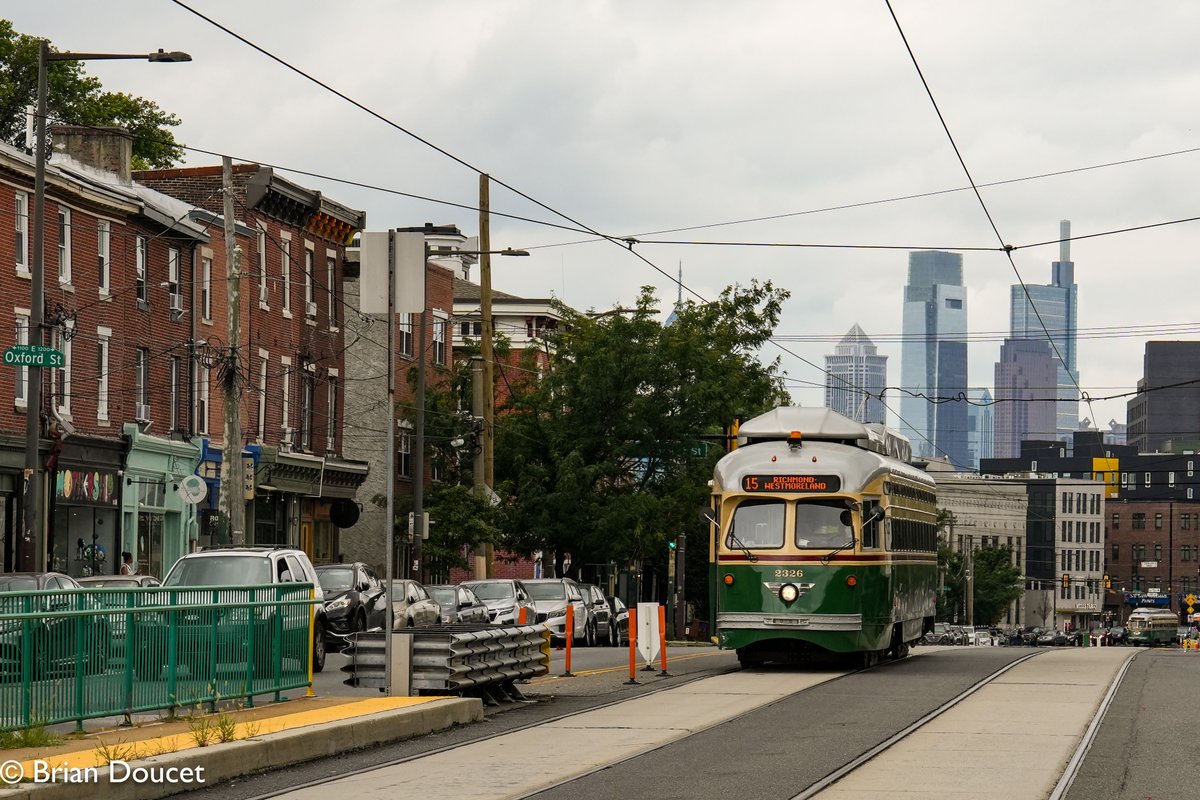 Streetcar photography is about more than pictures of trolleys. It's a great way to see different parts of the city. Here is a short thread of a recent trip to Philadelphia, as explored through its extensive and varied trolley system. 1/17