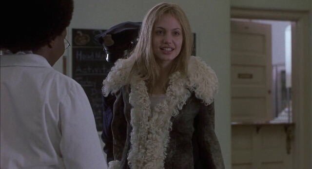 TheCinesthetic's tweet photo. Angelina Jolie as Lisa in Girl, Interrupted (1999) https://t.co/evSAIew9rG