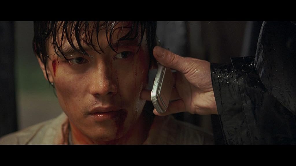 sinefilozofi_'s tweet photo. “Yüz şeyi doğru yapabilirsin ama sadece bir yanlış tüm doğruları mahvedebilir.”
🎬 A Bittersweet Life / Acı Tatlı Hayat (Kim Jee-woon, 2005)
Hazırlayan: @zeratuter
#sinema #sinefilozofi #philosophy #cinemaandphilosophy #felsefe #sinemavefelsefe #movie #film https://t.co/lTPF0oIfKG