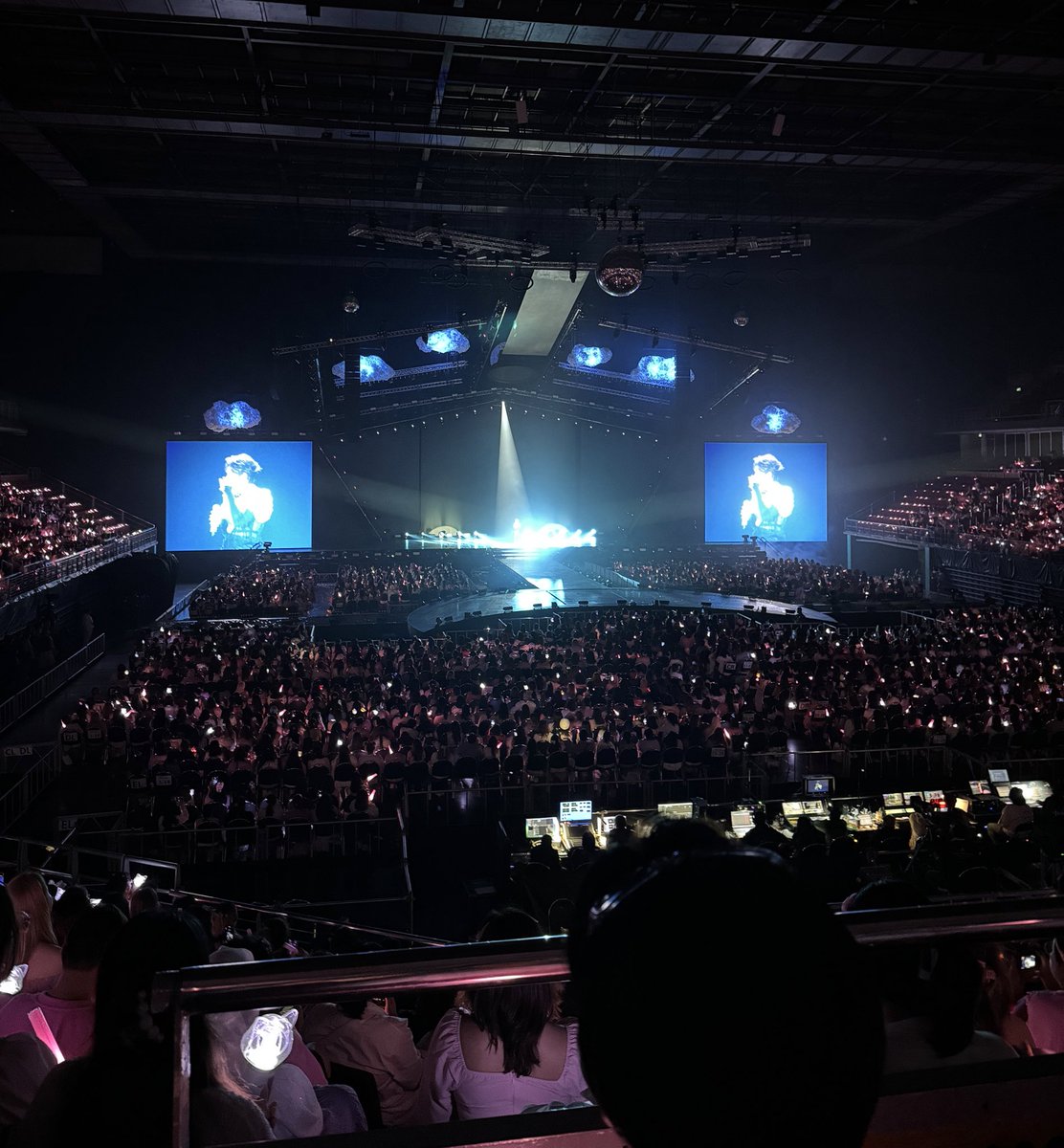 Jamessu_w's tweet photo. อยากบอกว่าประทับใจ กับคอนเสิร์ตของนุนิวในครั้งนี้มากๆ เก่งมากแบบเก่ง��ริงๆครบทุกอารมณ์เลยนี่สินะผลลัพธ์ของการซ้อมอย่างหนักทุกวัน วันนี้มันเลยออกมาดีมากๆ���ลย ภูมิใจในตัวนุที่สุดเลยครับบ 🤍
NUNEW DREAM CATCHER 
#NuNew1stConcertDay2 https://t.co/vjS4qJbKUC