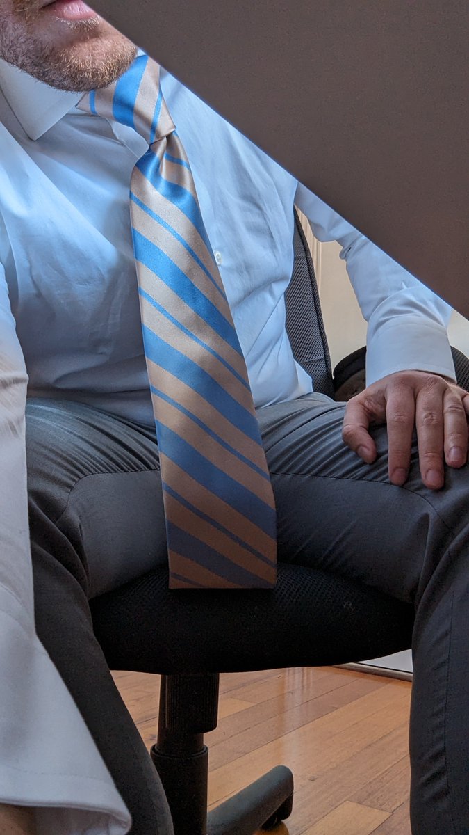suitloversyd's tweet photo. POV: You're under my desk while I'm in a meeting. 🍆 https://t.co/J2VAsuXQS3 https://t.co/mFZw76Wu39