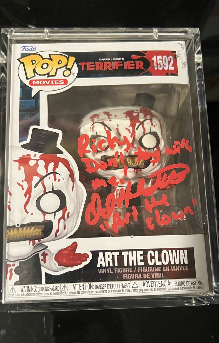 Ricky_George3's tweet photo. So excited to meet David Howard Thornton “Art The Clown” from Terrifier at @Steelcitycon such a cool guy! #terrifier #terrifier2 #arttheclown https://t.co/oOkW2muNxC