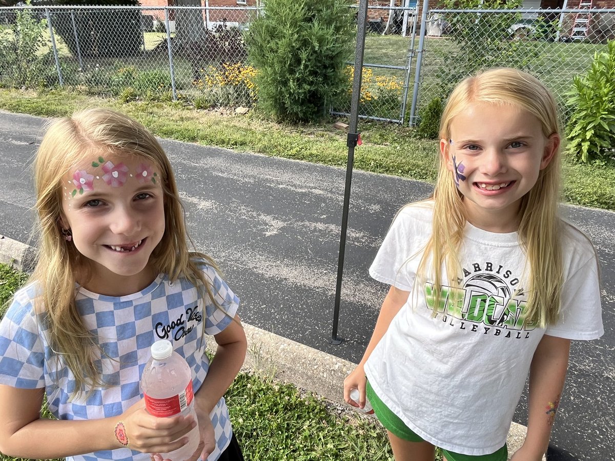 @OneDeerPark’s Launch event is off and running.  Unbelievable weather for a fantastic event.  If you are in or around the Deer Park area, come join us!!!