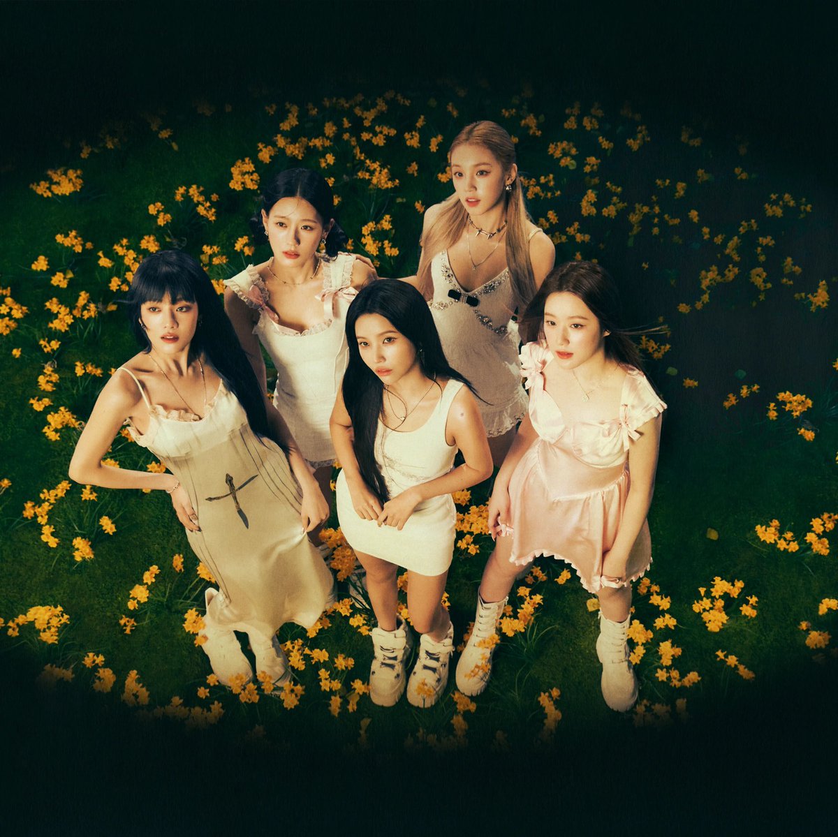 Kpop GGs with most music show wins:
1. Twice - 121
2. SNSD - 98
3. Red Velvet - 84
4. GFriend - 71
5. (G)I-DLE - 68
6. BLACKPINK - 60
7. IVE - 54
8. Apink - 53
9. ITZY - 48
10. 2NE1 - 44
11. MAMAMOO - 43
12. SISTAR - 42
13. Wonder Girls - 41
14. NewJeans - 36
15. f(x) - 33