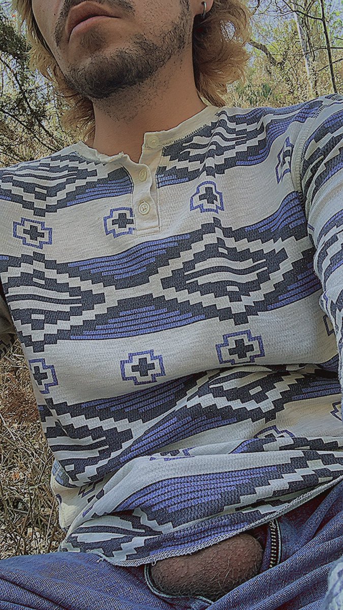 Porfirioyanz's tweet photo. Marihuano trepacerros 🔥 
#exhib #cruising #outinpublic #bulge  #jerkingoff #gaycruising #stoner #gaystoner #sunday #morelia #moreliagay #gaymx #gayciudaddemexico #mota #pacheco #gayhot #gay420 https://t.co/2b7EtvgMHL