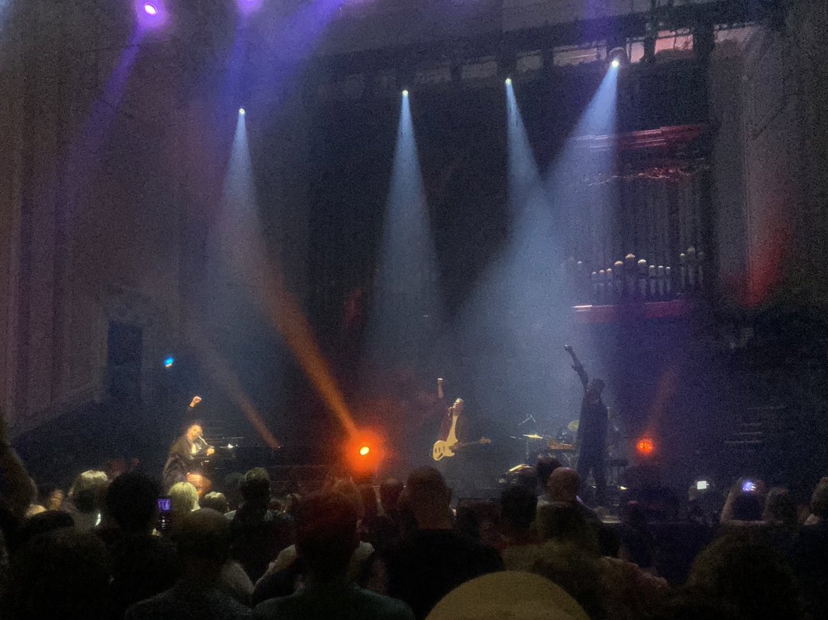 Fiona Thorburn (@thorburn_fiona) on Twitter photo Date night featuring Kingfisher, curry, the musical genius of <a href="/chillygonzales/">Chilly Gonzales</a> and his band. I am happy. Date night featuring Kingfisher, curry, the musical genius of <a href="/chillygonzales/">Chilly Gonzales</a> and his band. I am happy.
