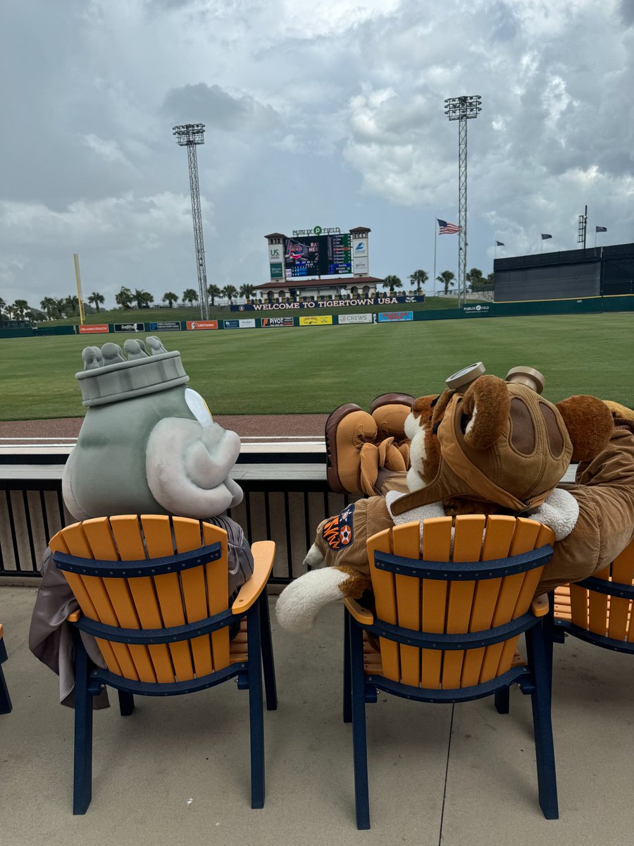 TampaTarpons's tweet photo. Happy Birthday Southpaw!🎉🥳
Thank you to @LkdFlyingTigers for inviting King Ripple out to celebrate Southpaw on his special day today; King Ripple had a blast!

Happy B-Day Southpaw! 🎉

#tampatarpons #MakingWaves #kingripple #inthebay https://t.co/oplox1P9Qb