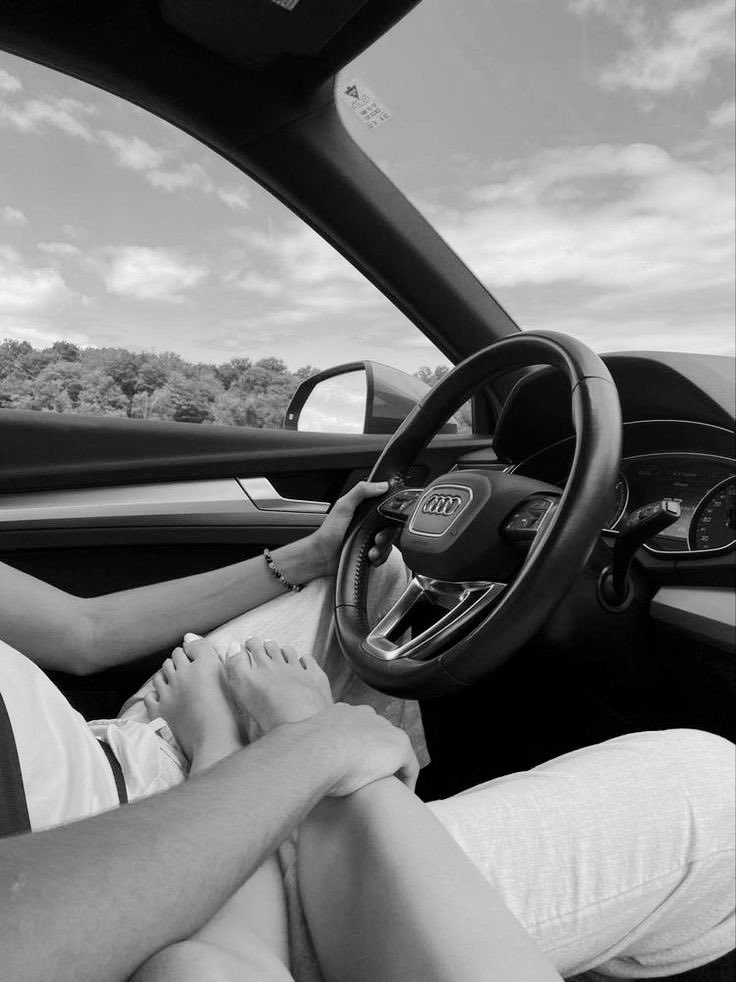 InnocentJosefin's tweet photo. my boyfriend loves that i’m a goddess! all our dates get paid for and we live stressfree https://t.co/kmIZqeiKRC