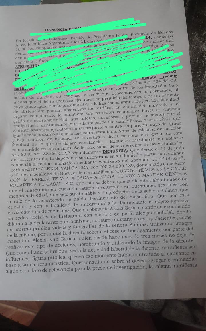 vanebcjr's tweet photo. ALEX GATICA buso a personas discapacitadas, con pruebas presentadas en la justicia. Hostigamiento, acoso y amenazas hacia Jazmín Salinas. Muerte sospechosa de su ex.Este tipo violó a menores discapacitados, esta vendiéndole merca a mi novix , esta denunciado penalmente por acoso. https://t.co/H6lzHRhN1h